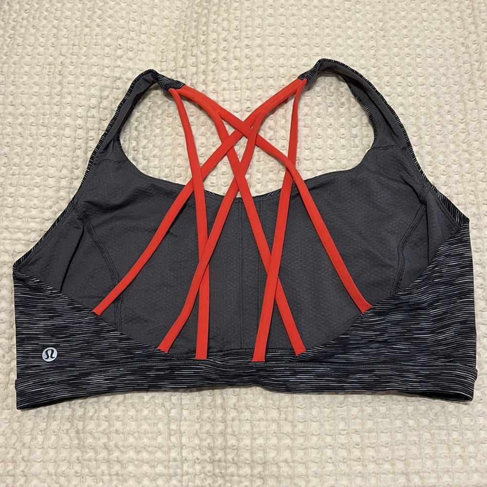 Lululemon Free to be Serene 14